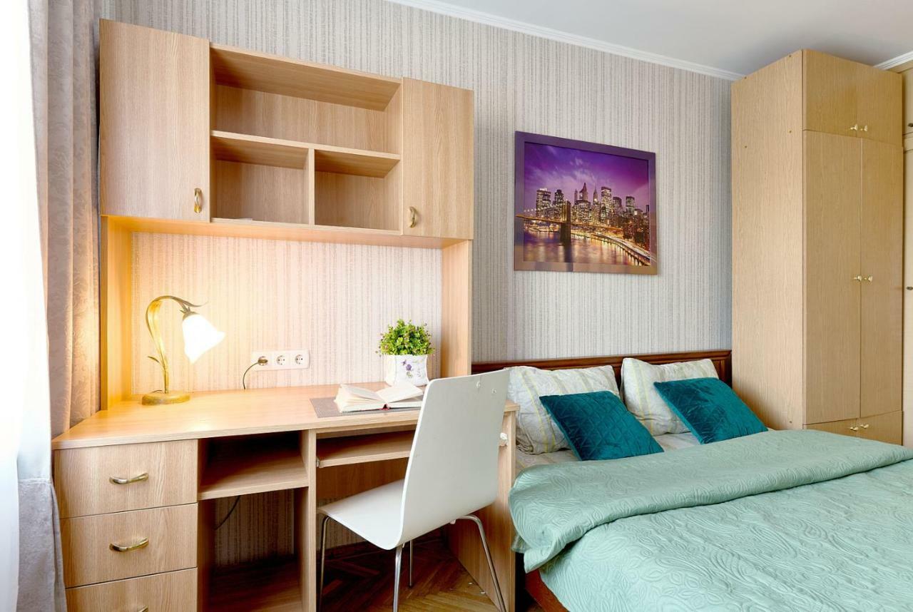 L3-82 Main Street- Modern New Three 3 Separate 3Bedrooms 100 M2 - Central Location, Metro Palace Of Sports - Gulliver Mall, Arena City Kyjev Exteriér fotografie