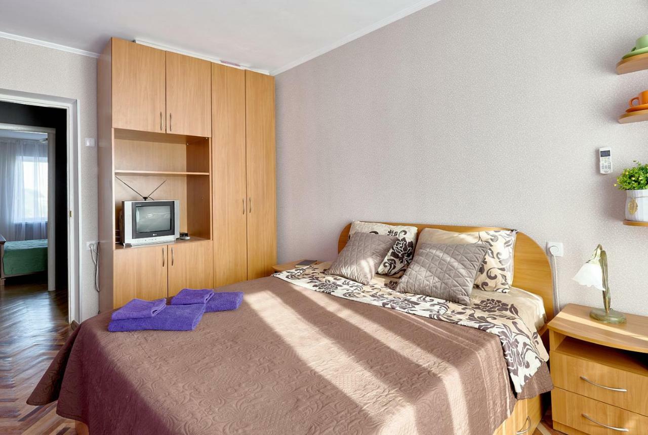 L3-82 Main Street- Modern New Three 3 Separate 3Bedrooms 100 M2 - Central Location, Metro Palace Of Sports - Gulliver Mall, Arena City Kyjev Exteriér fotografie